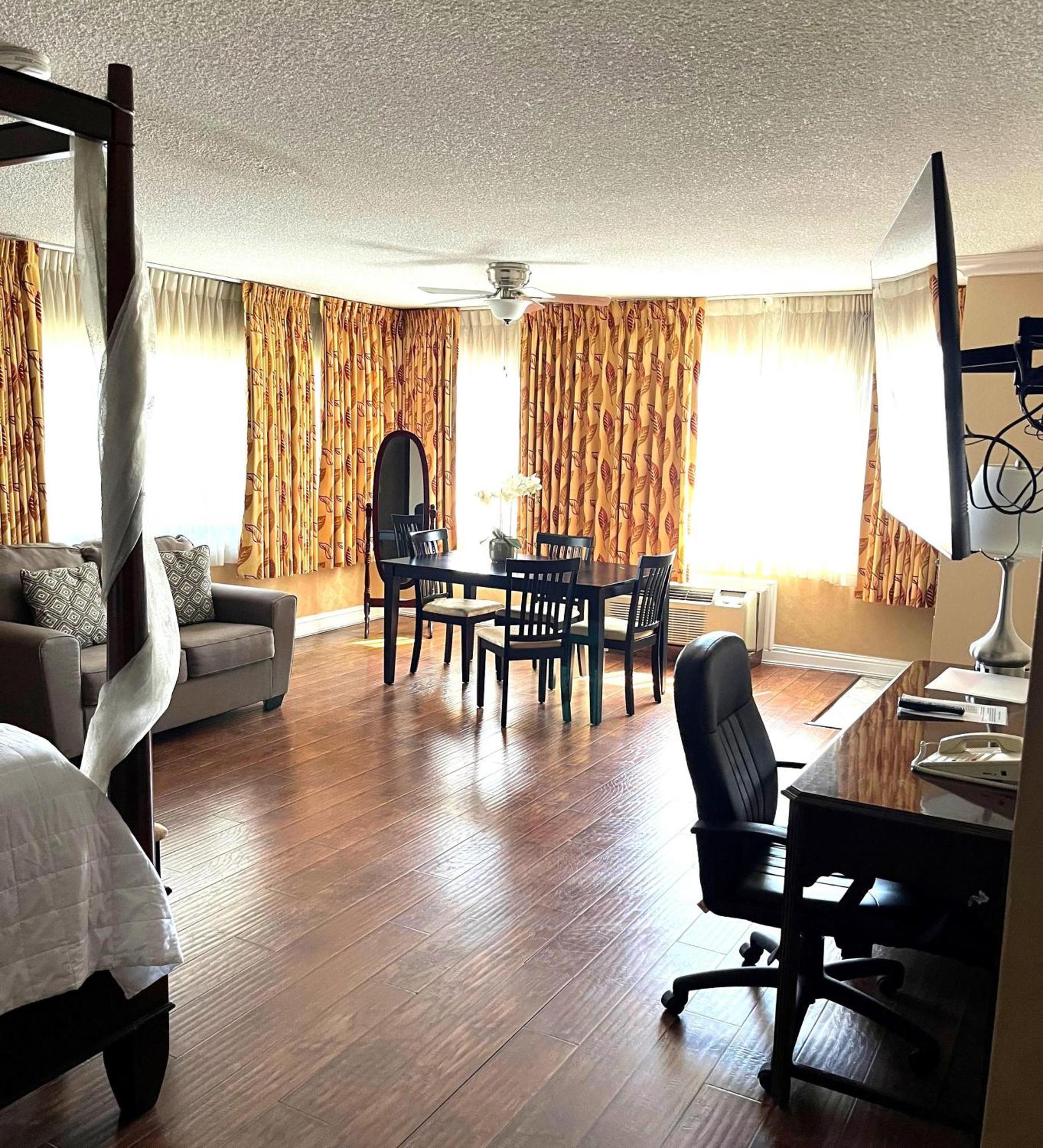 Surestay By Western Airport
